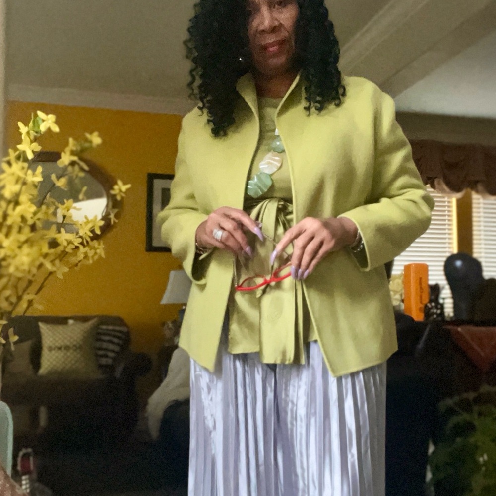 Celebrating A Bright Jacket! Everything Looks Bea… - image 4